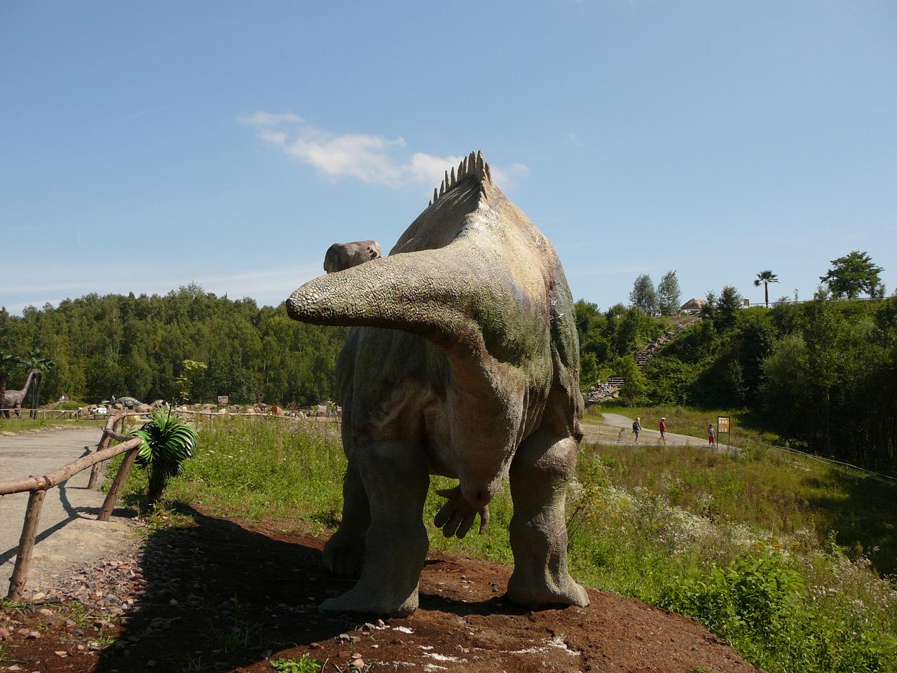 Iguanodon 3.JPG